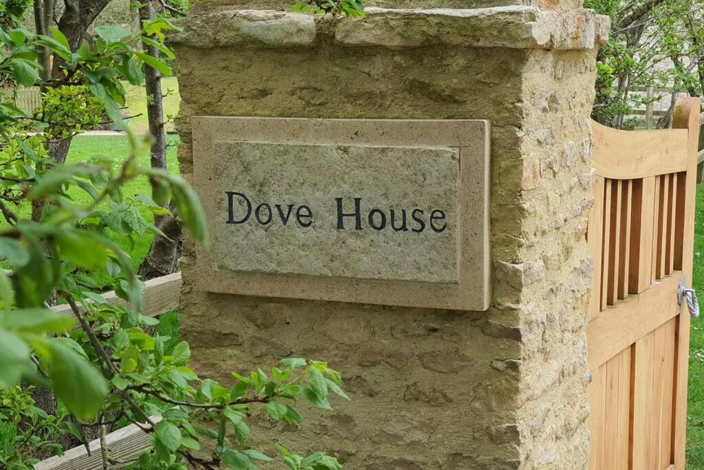 Dove House Cottages - No 1 Oxford Extérieur photo